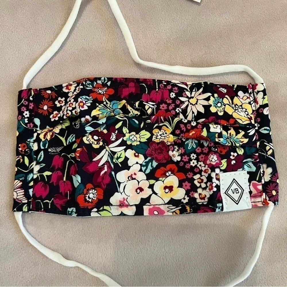New VERA BRADLEY Itsy Ditsy Youth Mask with Adjustable Elastic